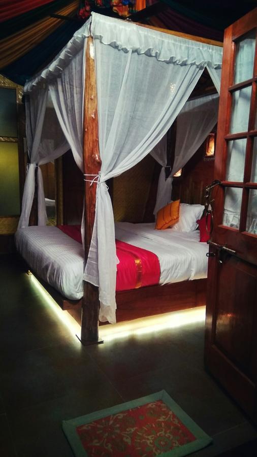 Belantara Beach Front Hotell Vengurla Rum bild