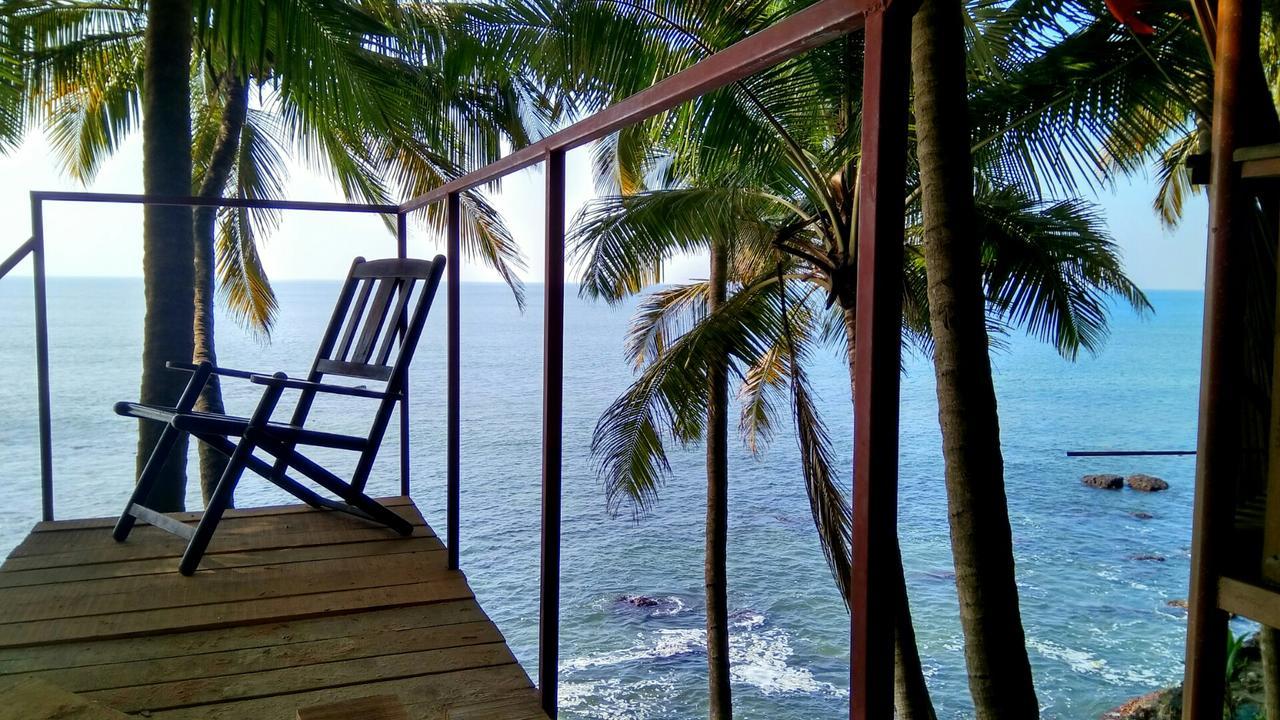 Belantara Beach Front Hotell Vengurla Rum bild